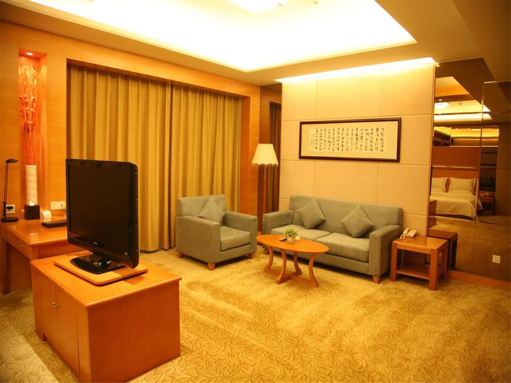 Dalian Bolt Hotel Exterior foto